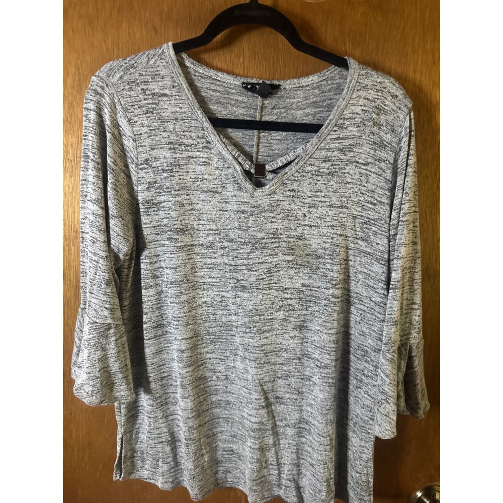 Corvio Womens Gray Space Dye V-Neck Bell Sleeve Knit Top DT2092 Size Large